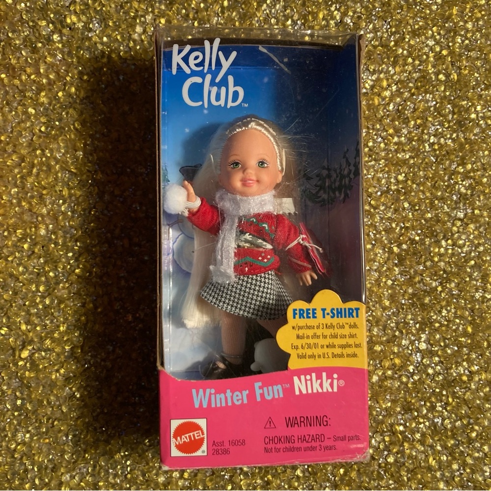 NIB Mattel Kelly Club Winter Fun Nikki
